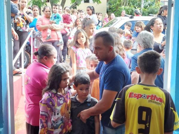 Otopatamar realiza doação de brinquedos em ação solidária no dia das crianças