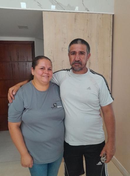 Casal que teve casa destruída por incêndio agradece a todos pelas doações