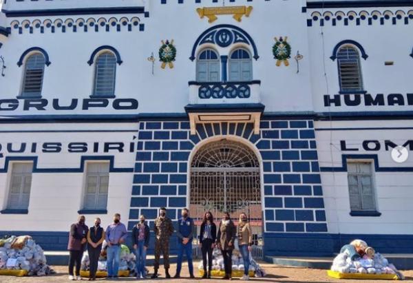 29º GAC AP realiza entrega de agasalhos arrecadados no drive-thru solidário