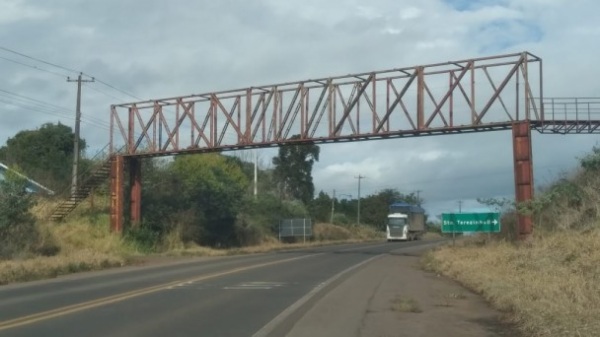 REMOÇÃO DE PASSARELA> ERS-342 terá trânsito interrompido na manhã da terça