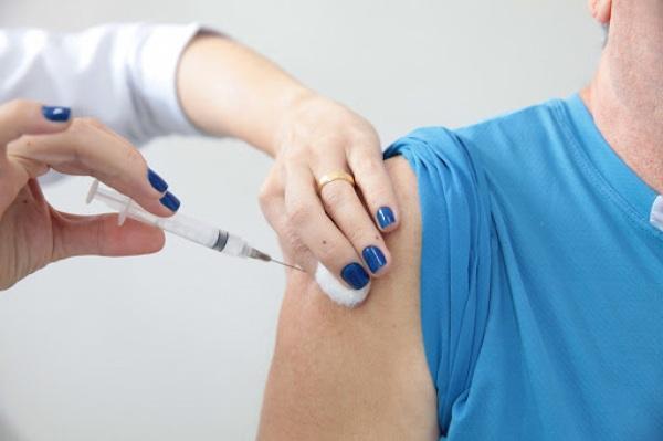 Restam cerca de 1000 doses de vacina contra a gripe para a população
