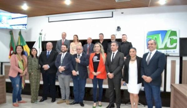 Legislativo realiza ato solene em comemoração aos 201 anos do município 