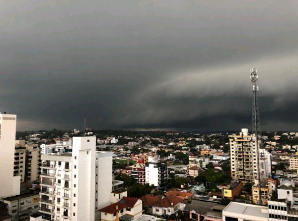 Temporal causa grandes estragos em Ijuí e região 