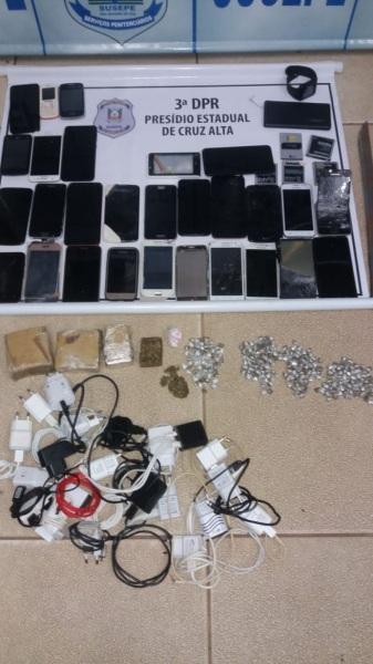 Drogas e telefones celulares são apreendidos no Presidio de Cruz Alta