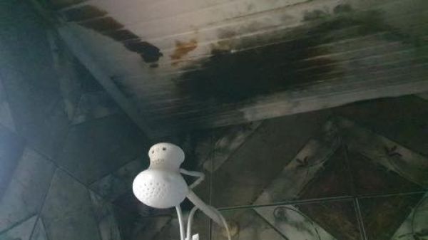 SUSTO!> Raio atingiu casa no interior de Crissiumal