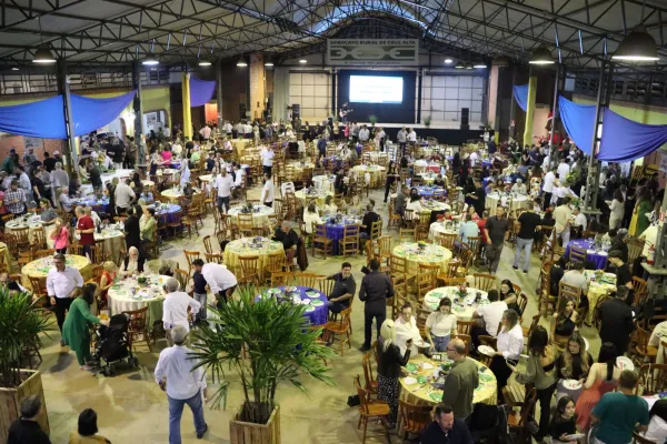 É HOJE> Homens na Cozinha arrecada recursos para a AJEN neste sábado