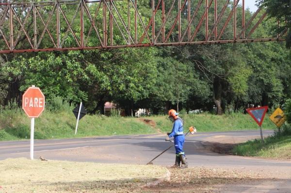 Andamento da obra acesso ponte  Acelino Flores