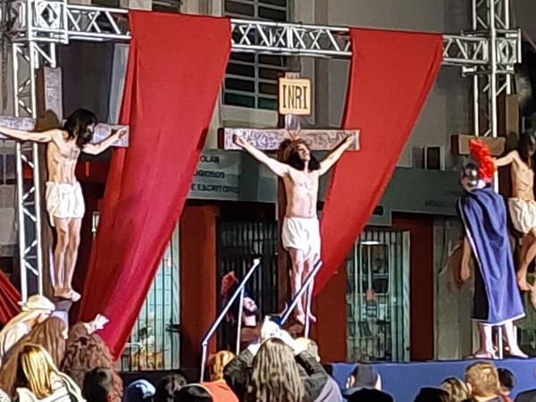 Paixão de Cristo : confira algumas das imagens do evento da sexta-feira Santa