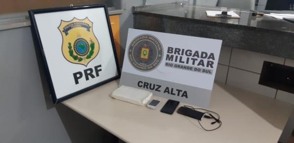 Brigada Militar e PRF prendem três pessoas por tráfico de drogas em Cruz Alta