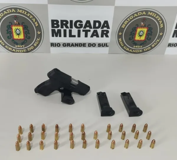 Brigada Militar prende homem por porte ilegal de arma na RSC-392