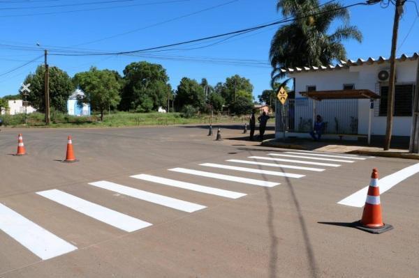 Prefeitura atende reivindicação dos moradores e faz no Bairro Abegay