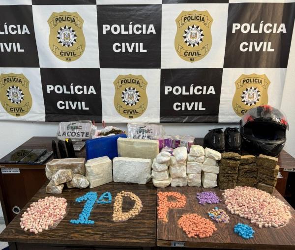POLÍCIA CIVIL: 03 Presos e um valor estimado em 1 Milhão em drogas apreendidas