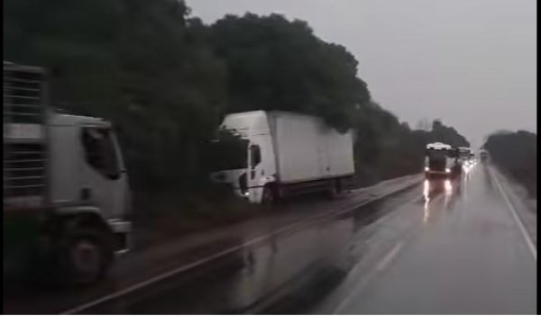 Caminhões se envolvem em acidente na ERS-342 entre Cruz Alta e Ijuí