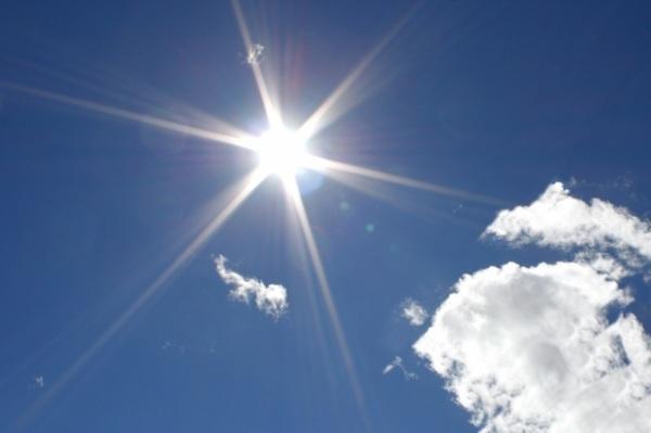 Tarde do sábado com muito sol e calor e 32,8ºC em Cruz Alta