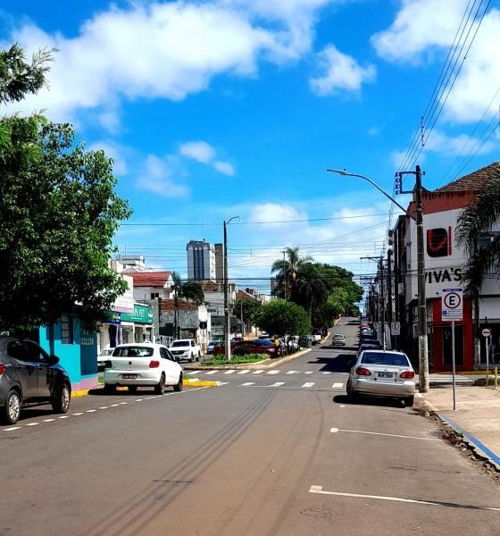 Estado terá sol entre nuvens neste sábado; pancadas isoladas no Norte e Oeste