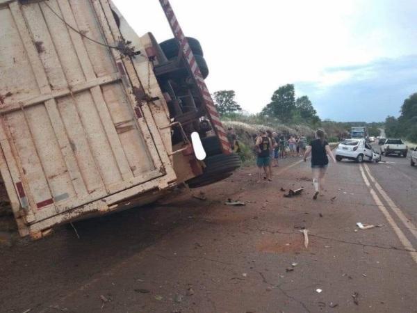 Duas pessoas morrem em acidente na BR-392 em São Pedro do Butiá no domingo