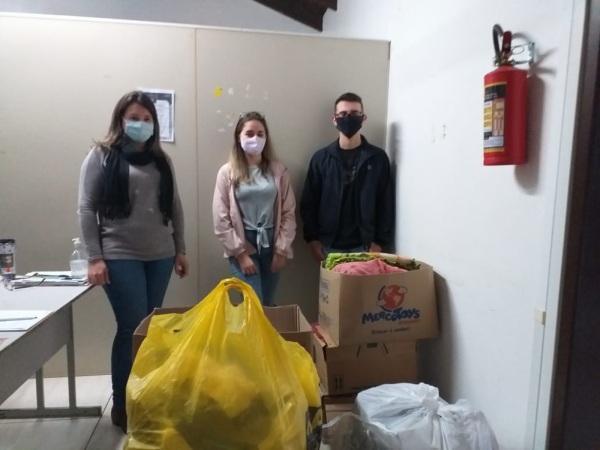 Seguem as doações a Campanha do Agasalho em Cruz Alta