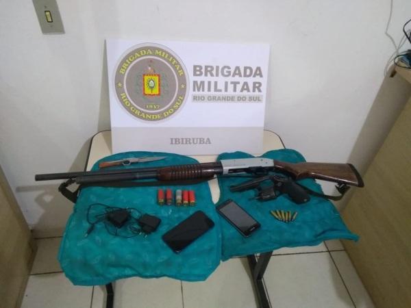 BM efetua prisão e apreensão por porte ilegal de arma em Quinze de Novembro
