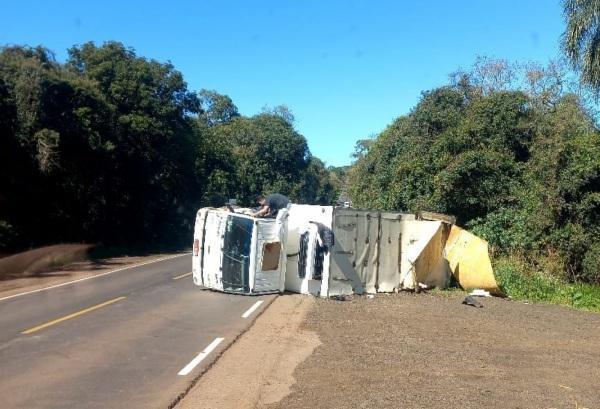 Acidente na ERS 342 entre Cruz Alta e Ijuí com registro de danos materiais