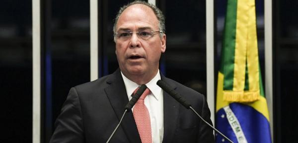 Operação da PF investiga líder do governo no Congresso