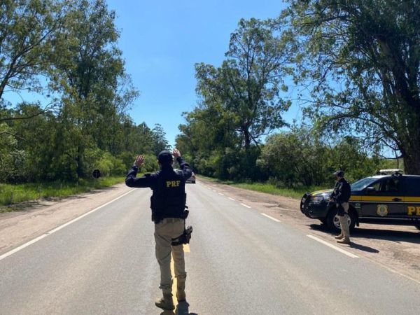 CARGAS EXCEDENTES> Rodovias Federais tem restrição de tráfego para veículos 