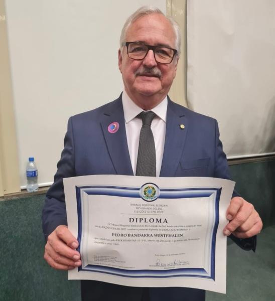 Dr. Pedrinho é diplomado Deputado Federal após a conquista de 114.258 votos