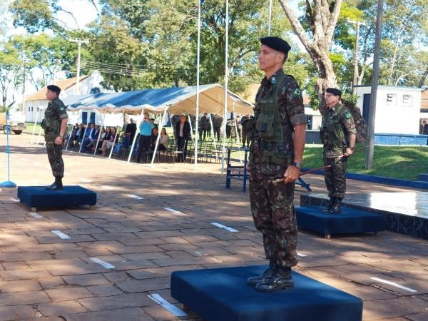 Passagem de comando da Artilharia Divisionária da 3ª Divisão de Exército