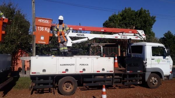 Iniciaram hoje, as instalações da nova iluminação pública em Cruz Alta