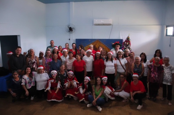 UM ENCANTO DE NATAL> Natal do Centro de Convivência do Idoso foi na quarta