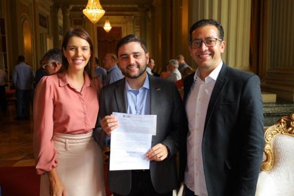 Prefeita Paula se reúne com Governador do Estado em Exercício, Gabriel Souza