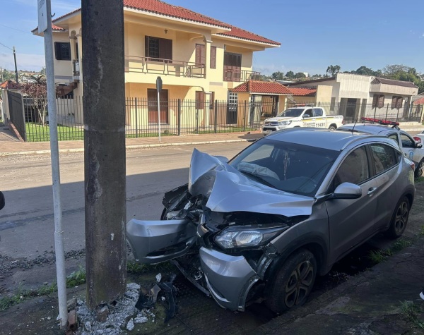 TRÂNSITO> Acidente deixa condutora ferida em Cruz Alta