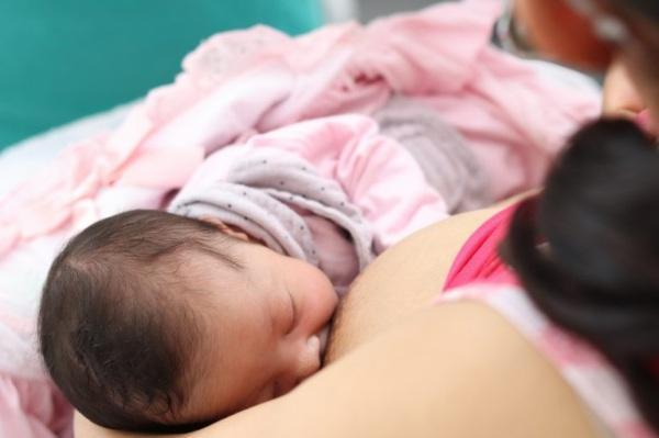 Serviço de Nutrição Materno Infantil do HSVP incentiva o aleitamento materno