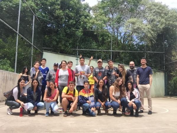 Alunos da rede municipal participam do projeto Paideia