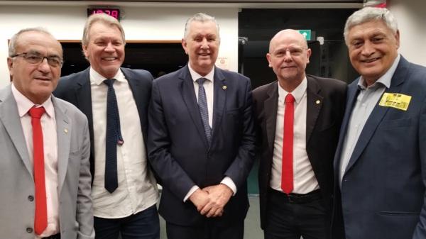 Presidente da ALRS, Adolfo Brito é recebido pelo deputado Marcon em Brasília