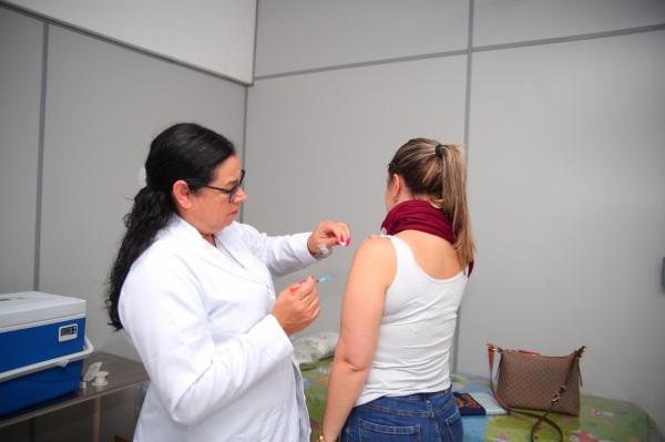 Campanha de vacinação contra a gripe inicia nesta segunda-feira, 25