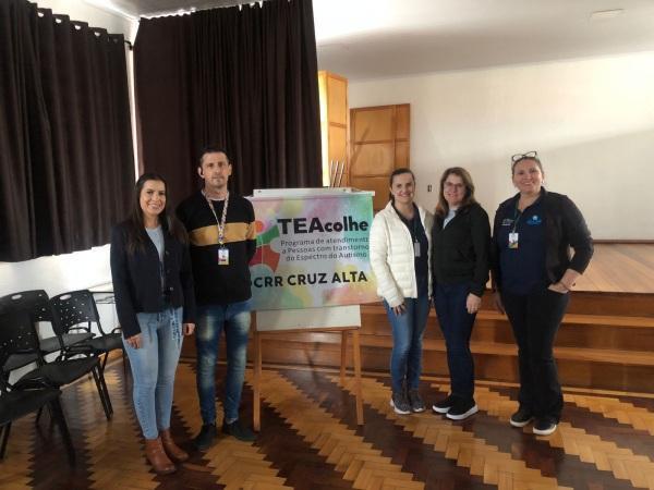 Atendimento ao autismo é tema de debate de Seminário