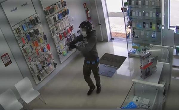 Loja de telefones celulares é assaltada na tarde da segunda em Cruz Alta