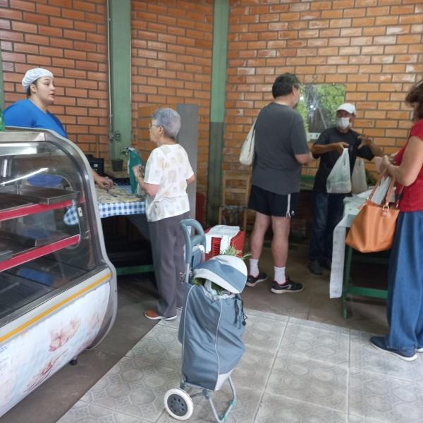 Hoje é dia de feira no Centro Público de Economia Solidária 
