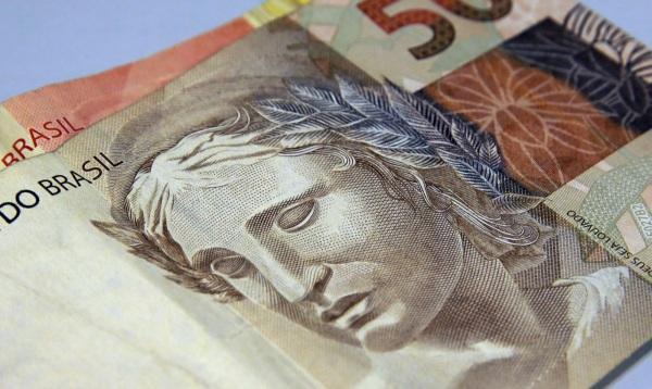 Contas públicas devem fechar o ano com déficit de R$ 787,45 bilhões