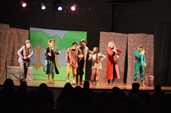 Maschara oferece peça teatral para alunos das escolas públicas