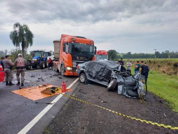 Grave acidente com vítima fatal na RSC-287 entre Santa Maria e Restinga Seca