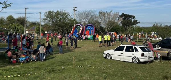 COM O APOIO DO OTOPATAMAR> Comunidade do Bairro Abegay Realiza Grande Festa 