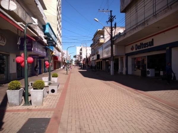 Último dia do comércio de Cruz Alta aberto até às 22h
