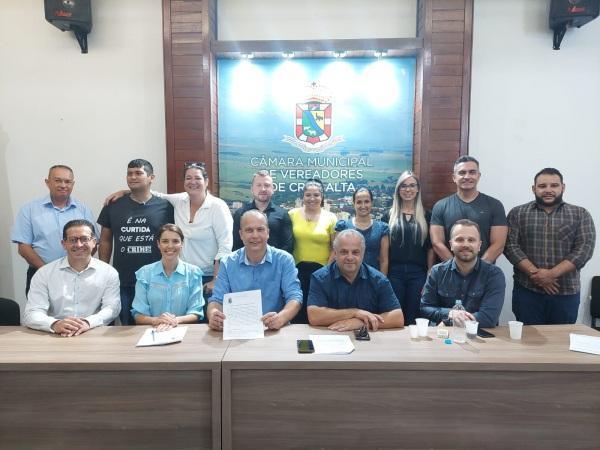 Assinado contrato para obra de acessibilidade na Câmara de Vereadores