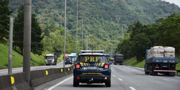 MOTORISTA ARGENTINO ESQUECE A MULHER EM POSTO NA BR 285 EM ENTRE-IJUÍS