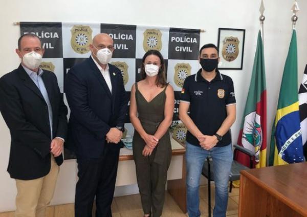 Polícia Civil de Cruz Alta recebe visitas 