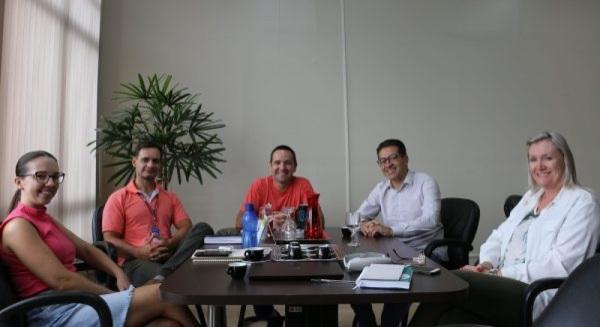 Reitoria da Unicruz recebe Deputado Rafael Braga