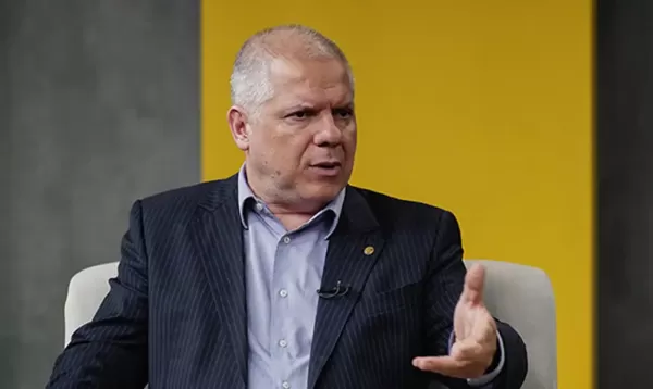 Presidente do INSS é exonerado após suspeita de fraudes 