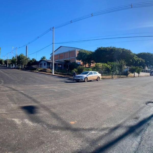 Obra de pavimentação asfáltica vai contemplar 19 quadras de Pejuçara