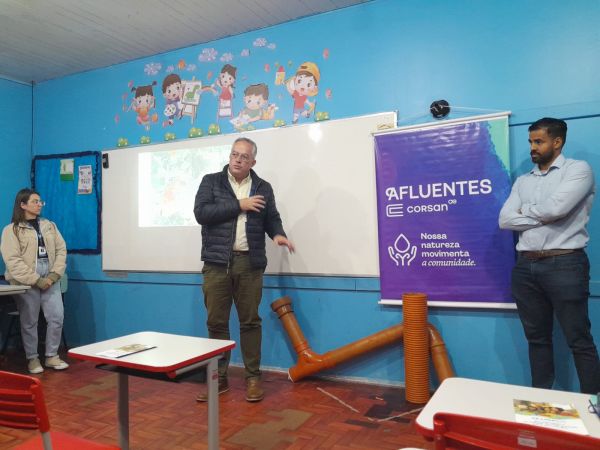Corsan orienta líderes comunitários sobre novas ligações de esgoto